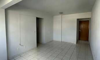 Imagem 3: VENDO Apartamento no Residencial Portal dos Lagos 3 quartos 1 suíte Setor Negrão de Lima