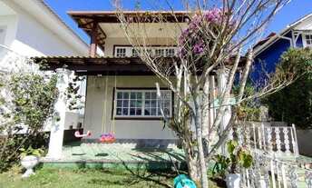 Imagem 2: Casa com 3 dormitórios à venda, 147 m² por R$ 650.000,00 - Albuquerque - Teresópolis/RJ