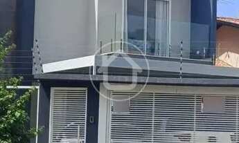 Imagem: EXCELENTE SOBRADO COM 2 SUÍTES 1 QUARTO