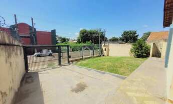 Imagem 2: CASA PRÓXIMO A ORLA MOERNA