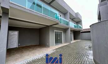 Imagem: Sobrados novos com piscina em Guaratuba