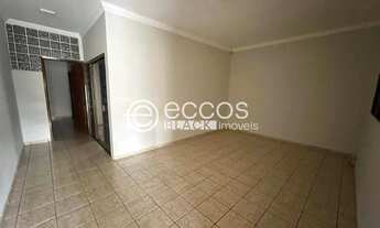Imagem 6: Casa para aluguel, 3 quartos, 1 suíte, 2 vagas, Cidade Jardim - Uberlândia/MG