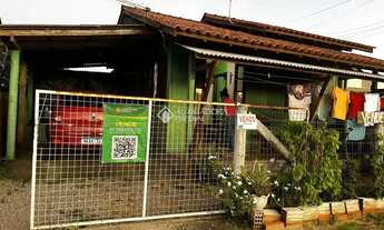 Imagem 2: Oportunidade Residencial: Casa com Acesso Estratégico à BR-101 em Alto Arroio, Imbituba