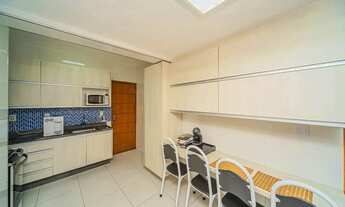 Imagem 6: Amplo 3 quartos ao lado da praça do bairro para venda