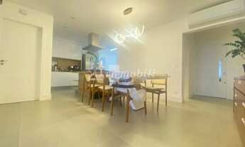 Imagem 3: Em frente ao Parque Buenos Aires