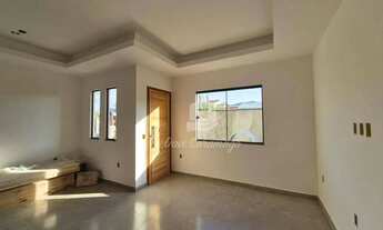 Imagem 5: Casa duplex a venda com excelente padrão de construção