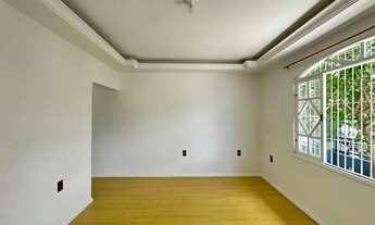 Imagem 5: Casa com 120m privativos ampla com 3 quartos, uma suíte e pátio no bairro Campeche em Flor