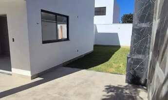 Imagem 4: Casa J.da Serra 3 quartos.3 suítes uma master com closet área gourmet com churrasqueira