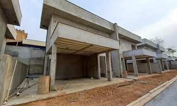 Imagem: Sobrado com piscina privativa em Condomínio