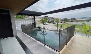 Imagem 4: Venda de Casa de Luxo no Condomínio Monte Carlo - Elegância e Sofisticação