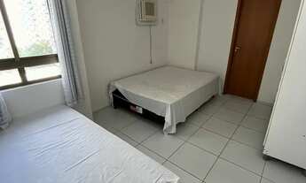 Imagem 4: Apartamento com 1 quarto sendo suíte, varanda, mobiliado, bem localizado, próximo aos colé