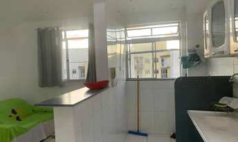 Imagem 6: Oportunidade Apto 2/4 - 4º Andar - Condomínio Com Piscina - 2 km Atrás do antigo Maxxi