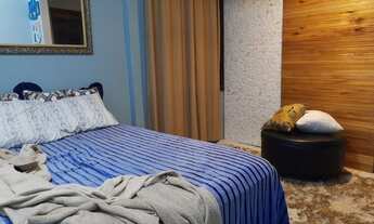 Imagem 5: 2 casas em 2 terrenos com piscina