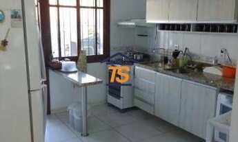 Imagem 4: Casa em Hípica Casa com 3 dormitórios