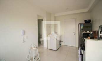 Imagem 2: Apartamento à Venda - Itaquera, 2 Quartos, 32 m2