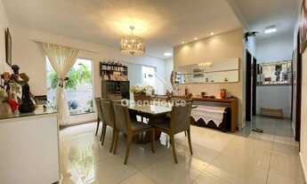 Imagem 3: Casa de condomínio para venda possui 200 metros quadrados com 3 quartos