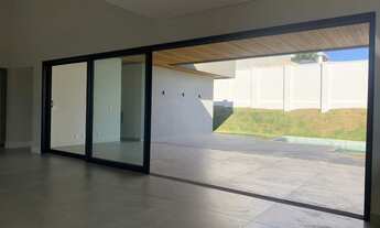 Imagem 6: Belíssima casa térrea á venda com 4 suítes, área gourmet, paisagismo