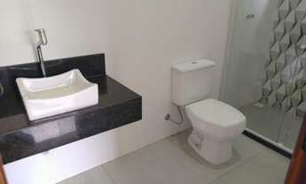 Imagem 5: Linda casa de 3 quartos em rua privilegiada no Porto da Roça