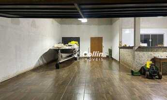 Imagem 2: Casa com 3 dormitórios à venda, 250 m² por R$ 430.000,00 - Parque das Laranjeiras - Uberab