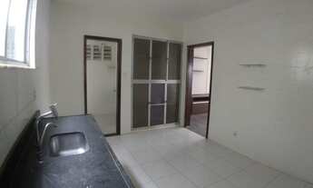 Imagem 7: Apartamento com tres quartos segundo andar com 121mts