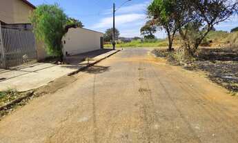 Imagem: Lote/Terreno para venda tem 300 metros quadrados