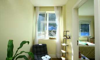 Imagem 6: Apartamento para Aluguel - Laranjeiras, 2 Quartos, 63 m2