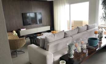 Imagem 4: Cobertura para venda tem 800 metros quadrados com 5 quartos.