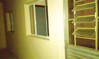 Imagem 3: Casa Uberaba de cima com quarto, cozinha, bwc e lavanderia