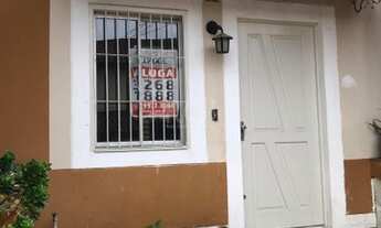 Imagem 2: Porto Alegre - Casa Padrão - Hípica