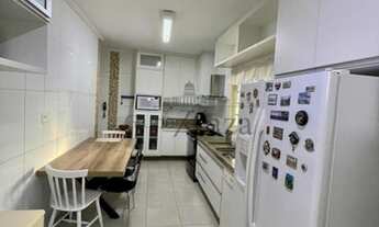 Imagem 4: Casa de condomínio para venda possui 347 metros quadrados com 6 quartos