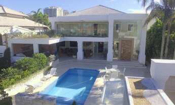 Imagem 2: Casa de condomínio para venda com 1260 metros quadrados com 5 quartos