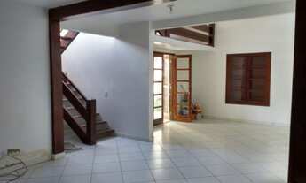 Imagem 4: Venda Casa duplex 3 Dorm 1 Ban 1 Sui 10 Gar Canaã Arraial do Cabo RJ