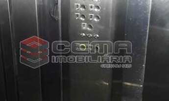 Imagem 4: RARIDADE! Conjugadão com garagem, no coração do Rio Antigo