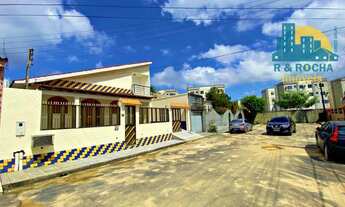 Imagem 3: Casa no Conjunto Flamanal - Fino Acabamento - 3 quartos (1 suíte) - 220m² de área construí