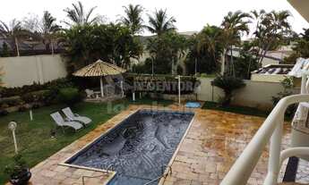 Imagem: Casa de condomínio para venda tem 438 metros