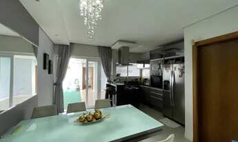 Imagem 4: Sobrado com 03 dormitórios sendo 01 suíte no Mont Serrat - Canoas. REF: G4316