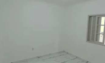 Imagem 2: Casa para aluguel possui 44 metros quadrados com 1 quarto em Vila Assunção - Santo André