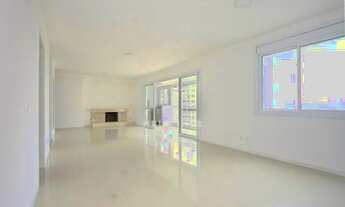 Imagem 7: Apartamento com 3 suítes no bairro Jardim Europa