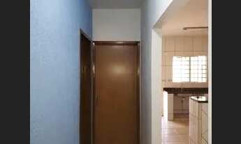 Imagem 2: R - Casa à venda no Alvorada