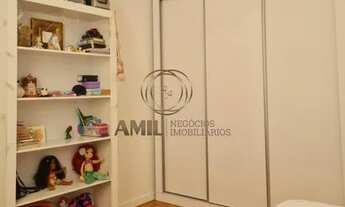 Imagem 5: Apartamento recém reformado / 03 dormitórios com 1 suíte e closet / Vila Adyana / Edifíci