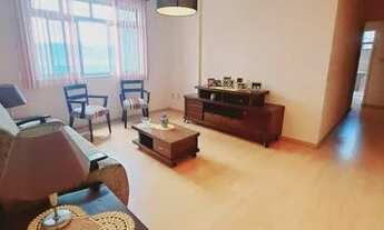 Imagem 2: Apartamento para venda com 2 quartos, vaga demarcada, no Embaré - Santos - SP