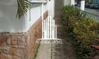 Imagem 4: SOBRADO RESIDENCIAL DE 250M², POSSUI 5 DORMITÓRIOS, 3 SALAS E 5 VAGAS, À VENDA NA REGIÃO D