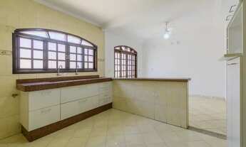 Imagem 6: Sobrado 162m², 3 dormitórios com suítes, churrasqueira, 4 vagas a 8 minutos da estação li