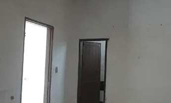 Imagem 4: Casa de 03 cômodos individual com garagem