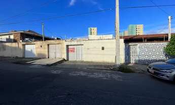 Imagem: Casa com 3 quartos, escritorio e DCE na