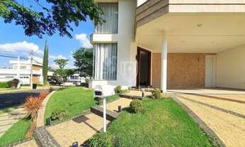 Imagem 2: Casa com 3 dorm e Edícula por R$ 1.800.000 ou aluguel por R$ 12.690/mês - Cond Mont Blanc