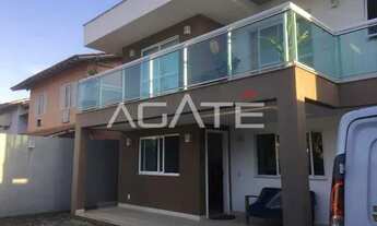 Imagem 3: Agatê Imóveis vende Maravilhosa Casa Duplex, com 3 quartos de 297 m² - Itaipu - Niterói po