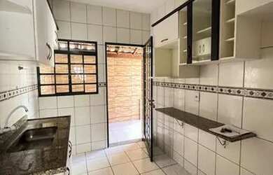 Imagem 4: Excelente Casa 02 qrts no Bairro Copacabana