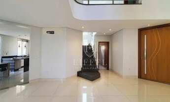 Imagem 7: Casa com 3 dorm e Edícula por R$ 1.800.000 ou aluguel por R$ 12.690/mês - Cond Mont Blanc