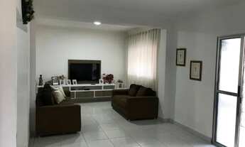 Imagem 3: Casa ampla c piscina